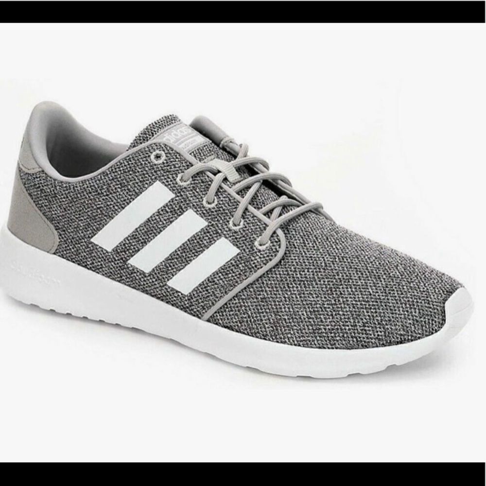 Women’s Adidas QT Racer size 7.5